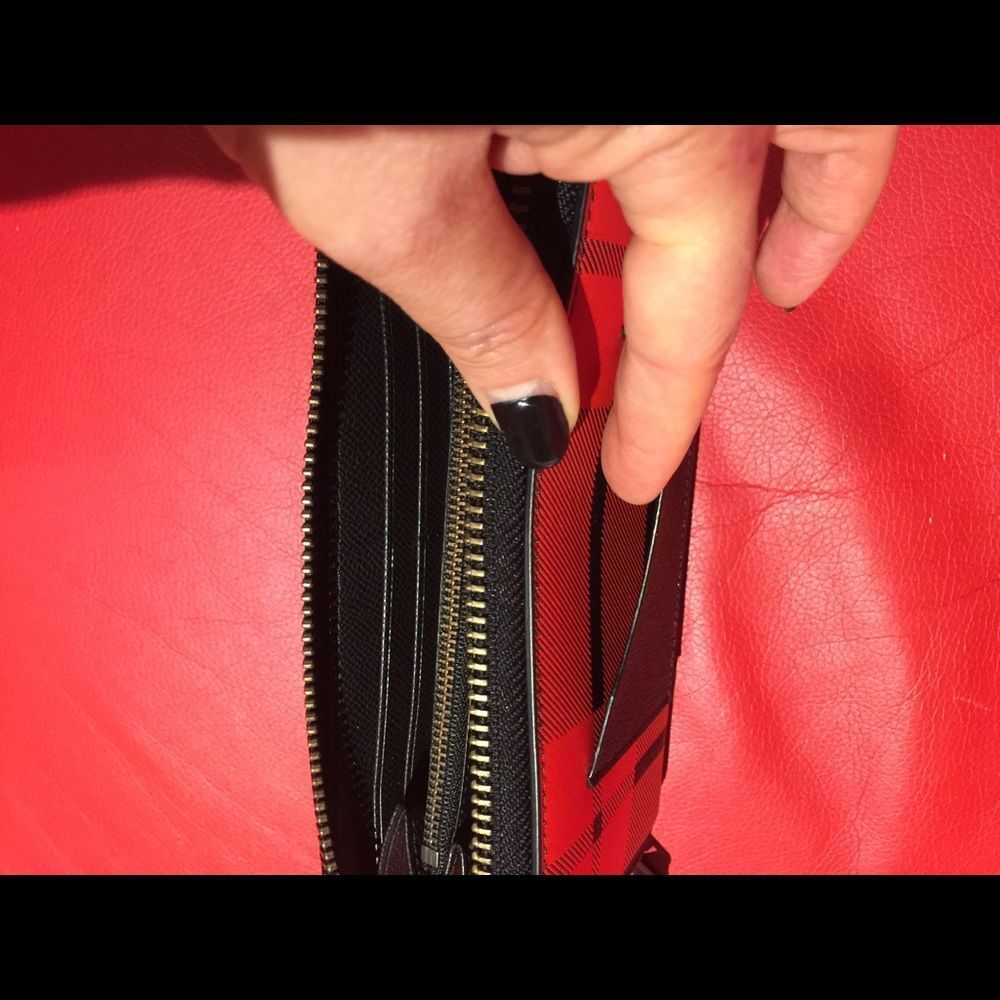 Brand new Coach wallet - Picture 10 of 13